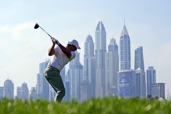 Dubai desert online golf